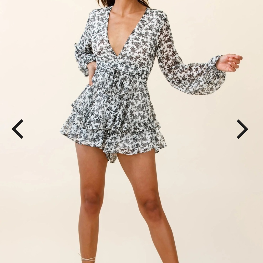 Floral Long-Sleeve V-Neck Romper in Black & White